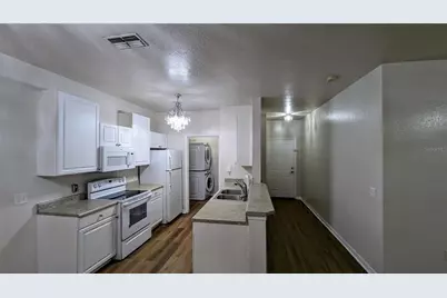 4009 Hemingway Circle, Haines City, FL 33844 - Photo 2