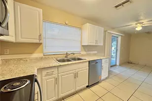 817 Whisper Lake Ct, Winter Haven, FL 33880 - Photo 4