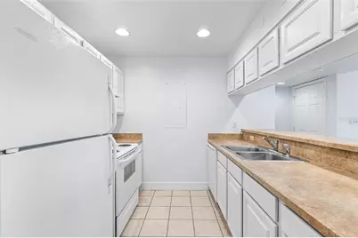 2070/2071 Corner Lake Drive #AB, Haines City, FL 33844 - Photo 6