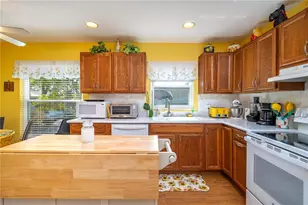 483 Lake Suzanne Dr, Lake Wales, FL 33859 - Photo 8