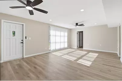 1304 NE 5th Avenue, Crystal River, FL 34428 - Photo 18