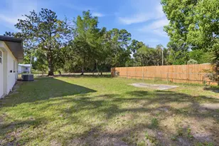 1304 NE 5th Ave, Crystal River, FL 34428 - Photo 12