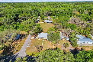 1304 NE 5th Ave, Crystal River, FL 34428 - Photo 8