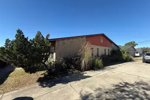 3023 St Paul Dr, Winter Haven, FL 33880 - Photo 4