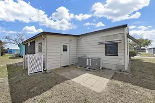 4969 Deerwood Dr, Lakeland, FL 33810 - Photo 8