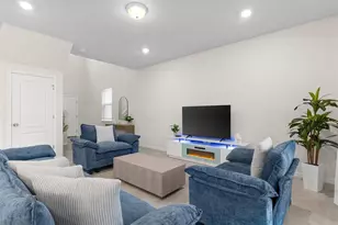 7247 Oakmoss Loop, Davenport, FL 33837 - Photo 6