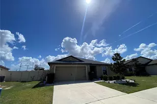 1919 Amber Sweet Cir, Dundee, FL 33838 - Photo 2