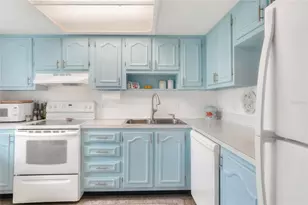 333 Lake Howard Dr NW, Winter Haven, FL 33880 - Photo 12