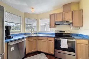 81 Straphmore Dr, Haines City, FL 33844 - Photo 10