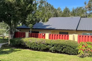 1039 Medinah Dr, Winter Haven, FL 33884 - Photo 4