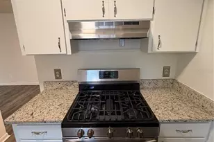2025 San Marcos Dr SE, Winter Haven, FL 33880 - Photo 10