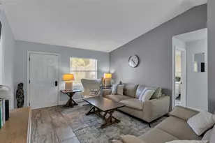 649 Caribou Ct, Poinciana, FL 34759 - Photo 4