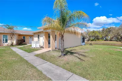 1919 Club Circle, Lakeshore, FL 33854 - Photo 8