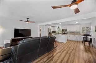 1308 Gilliam Dr, Auburndale, FL 33823 - Photo 8