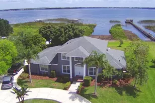 329 Hamilton Shores Dr NE, Winter Haven, FL 33881 - Photo 2