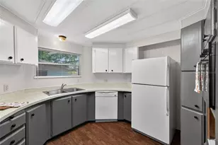 214 Canova Dr, Auburndale, FL 33823 - Photo 22