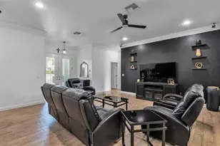 629 Orange Valley Ln, Lakeland, FL 33813 - Photo 4