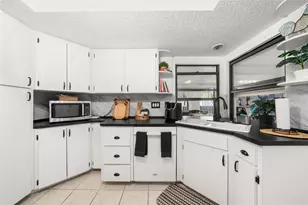 4201 Westminster Rd, Sebring, FL 33875 - Photo 12