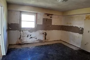 5026 N Socrum Loop Rd, Lakeland, FL 33809 - Photo 8