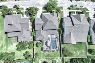 5248 Brighton Shore Dr, Apollo Beach, FL 33572 - Photo 4