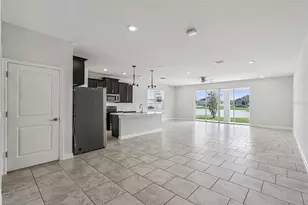 4360 Seven Canyons Dr, Kissimmee, FL 34746 - Photo 10