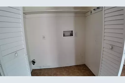 5850 Cypress Gardens Boulevard #302, Winter Haven, FL 33884 - Photo 10