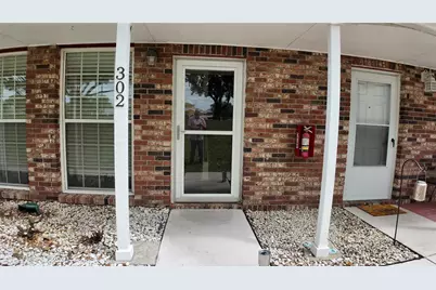 5850 Cypress Gardens Boulevard #302, Winter Haven, FL 33884 - Photo 1