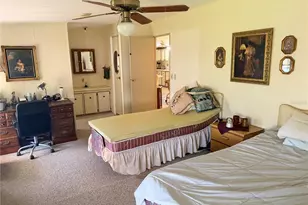 410 Village Cir SW, Winter Haven, FL 33880 - Photo 6