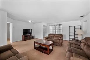 329 Okaloosa Dr, Winter Haven, FL 33884 - Photo 6