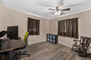 329 Okaloosa Dr, Winter Haven, FL 33884 - Photo 18