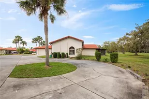 2725 Clubhouse Dr, Lake Wales, FL 33898 - Photo 8