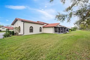 2725 Clubhouse Dr, Lake Wales, FL 33898 - Photo 8