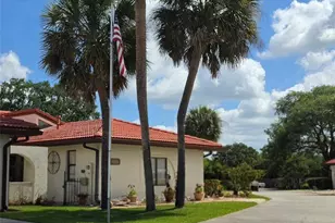 2725 Clubhouse Dr, Lake Wales, FL 33898 - Photo 1