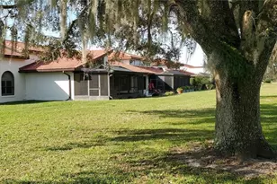 2725 Clubhouse Dr, Lake Wales, FL 33898 - Photo 14