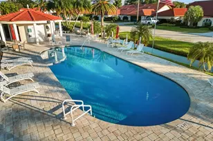 2725 Clubhouse Dr, Lake Wales, FL 33898 - Photo 16