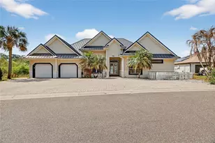 1028 S Lake Mariam Dr, Winter Haven, FL 33884 - Photo 2