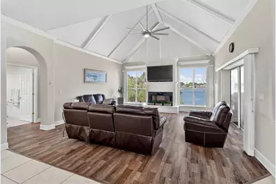 1028 S Lake Mariam Drive, Winter Haven, FL 33884 - Photo 32