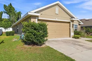 1646 Tressel Ct, Winter Haven, FL 33881 - Photo 2
