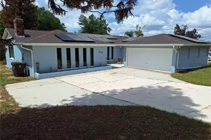 1147 Circle Dr, Lake Wales, FL 33853 - Photo 1