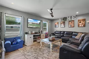 828 Brentwood Dr, Lake Wales, FL 33898 - Photo 6