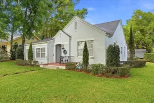 337 E Sessoms Ave, Lake Wales, FL 33853 - Photo 1