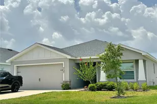 737 Daphne Dr, Polk City, FL 33868 - Photo 2