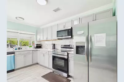 420 Greenwich Avenue NW, Port Charlotte, FL 33952 - Photo 8