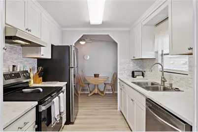 125 Lake Hazel Drive, Winter Haven, FL 33884 - Photo 8