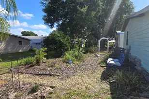 6309 Grove Pointe Dr S E, Winter Haven, FL 33884 - Photo 8