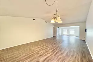 4004 Cypress Landing S, Winter Haven, FL 33884 - Photo 4