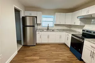 915 W 13th St, Lakeland, FL 33805 - Photo 10