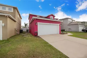 1382 Salisbury Dr, Winter Haven, FL 33881 - Photo 2