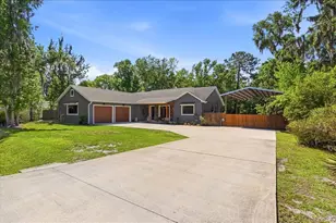 6422 Forestwood Dr W, Lakeland, FL 33811 - Photo 1