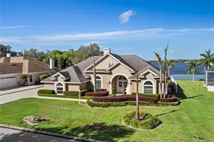 220 Ruby Lake Ln, Winter Haven, FL 33884 - Photo 2